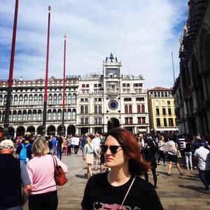 Meet your Posher, Kimberly